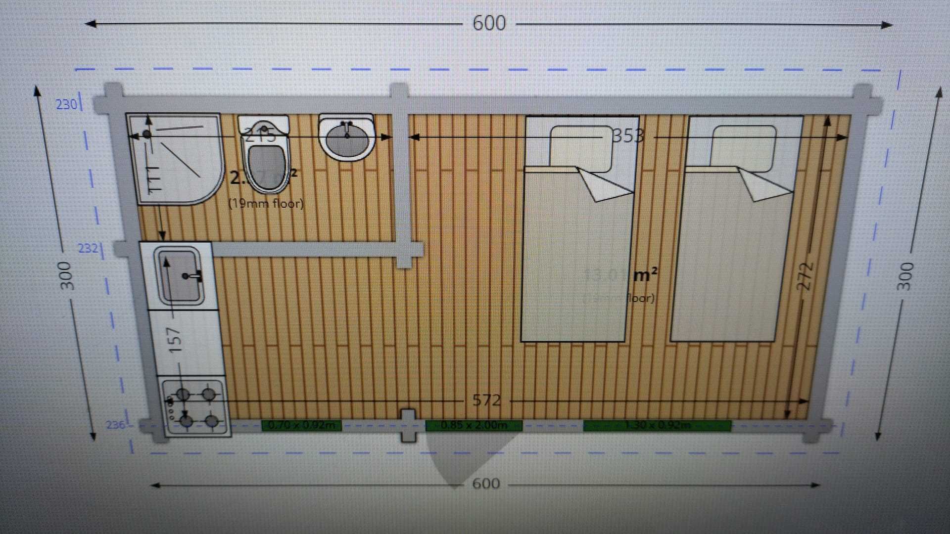 Casa de madeira, 6x3m  com wc