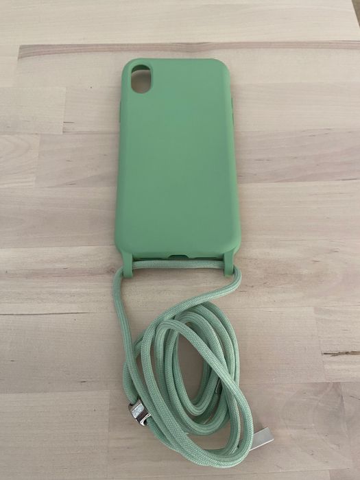 iPhone XR, 64gb. + capas e acessórios