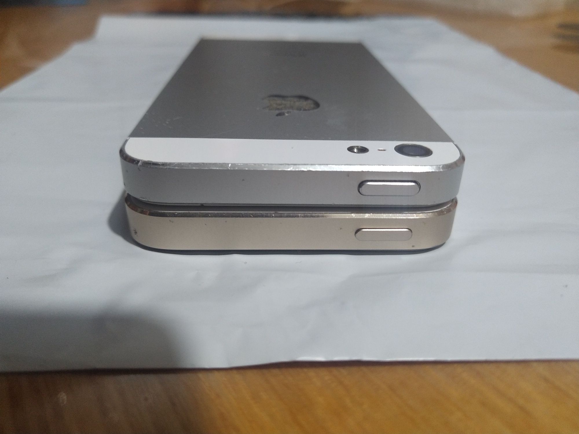 Iphone 5s 16gb з новим акумулятором + чохол в подарунок