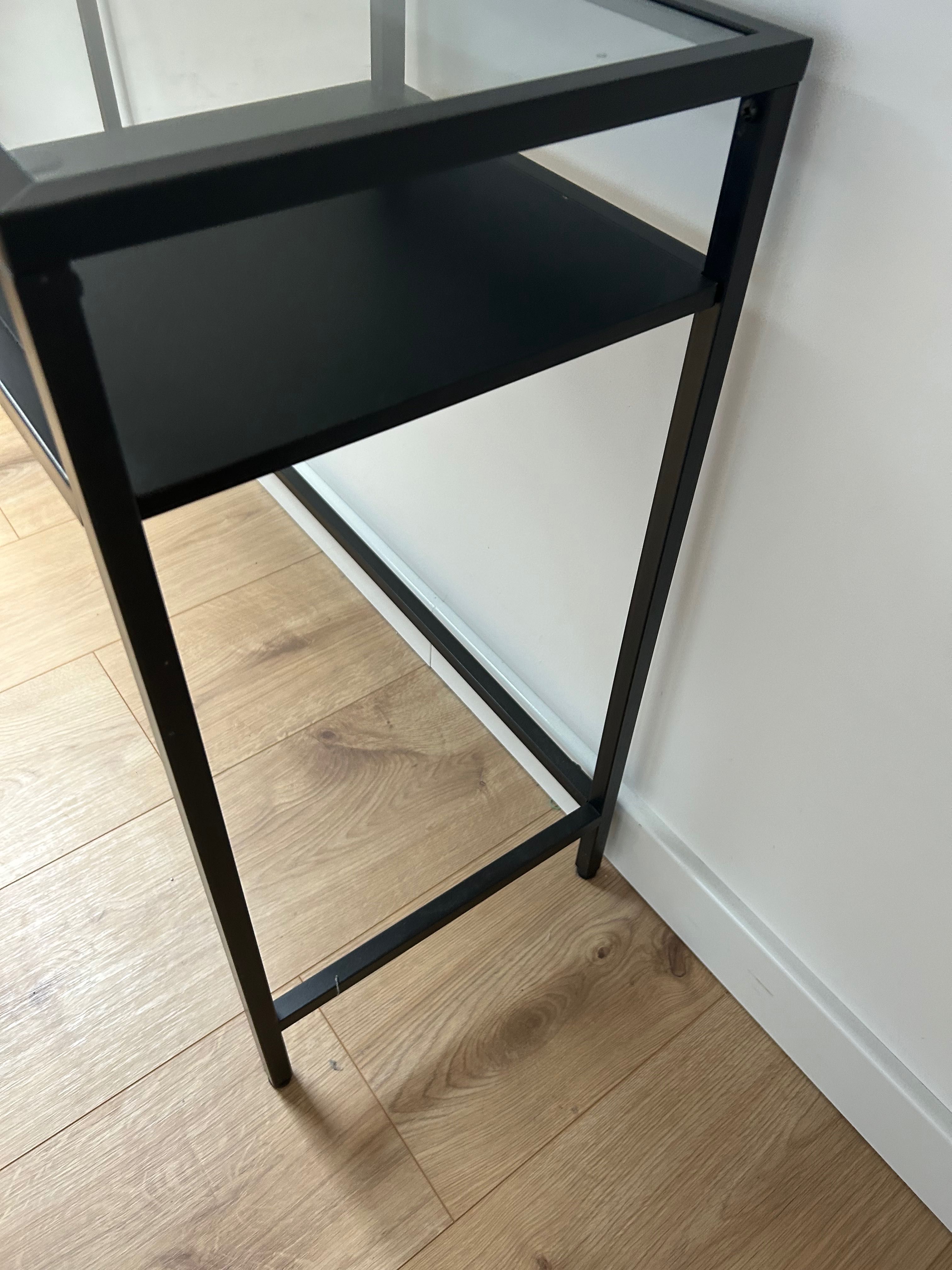 Szklane biurko ikea