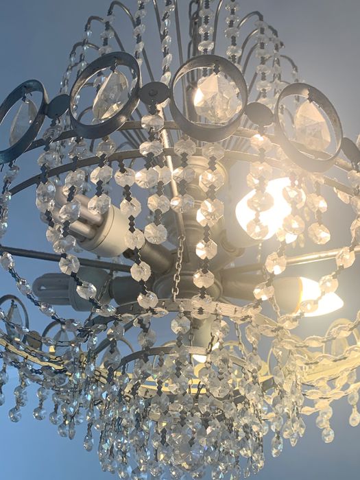 Lustre em tom prateado 15€