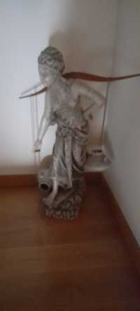 Estatueta cerâmica