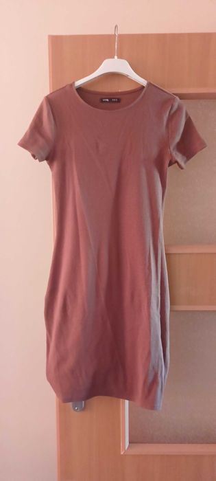 Sprzedam sukienkę Sinsay brązowa roz. S