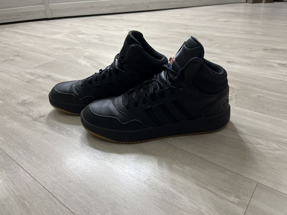 Adidas hoops 2.0