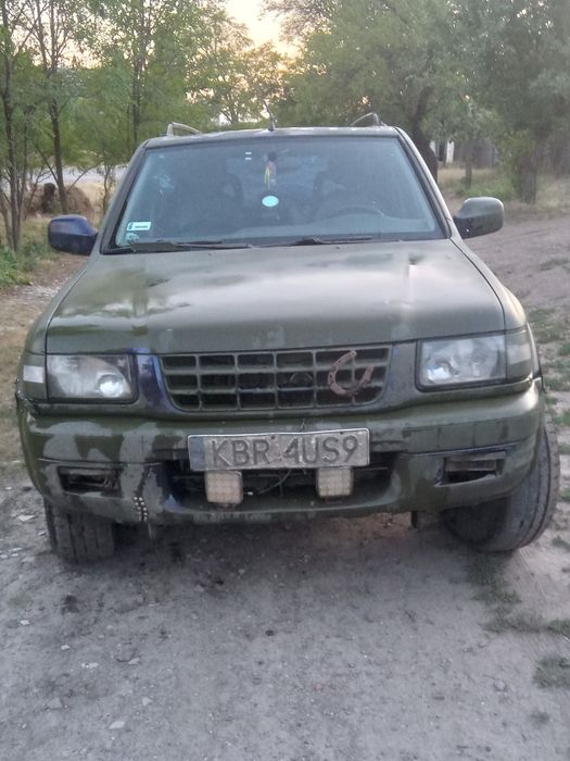 Опель фронтера Б