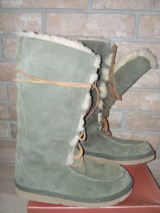 UGG caпоги.    .