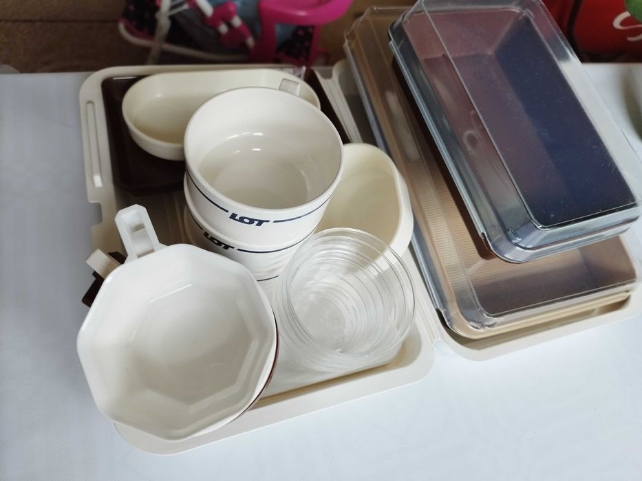 Kubki pojemniki PRL LOT