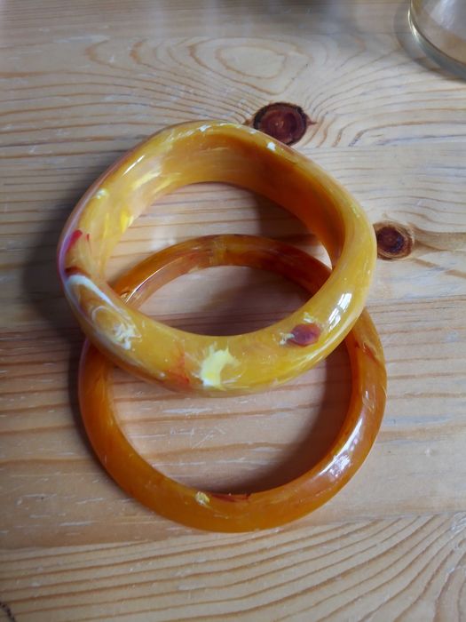 Zestaw bransolet bakelit lata 60-te