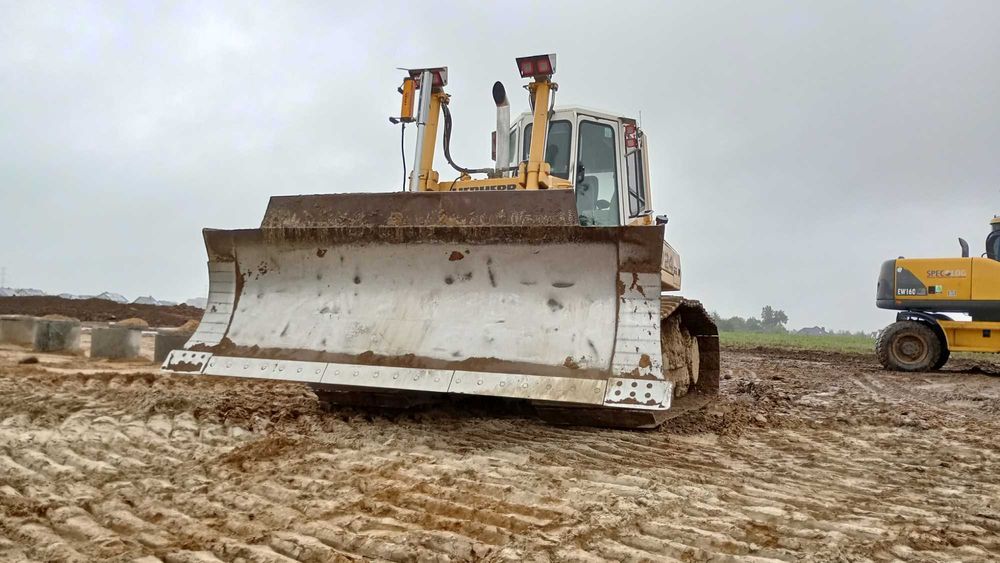 Usługi Spycharka, Spych wynajem ,Niwelacje, Równanie, system