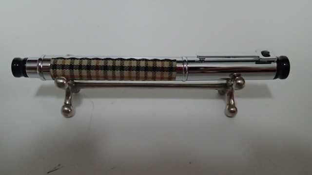 Caneta Hachette Tompla Swarovski