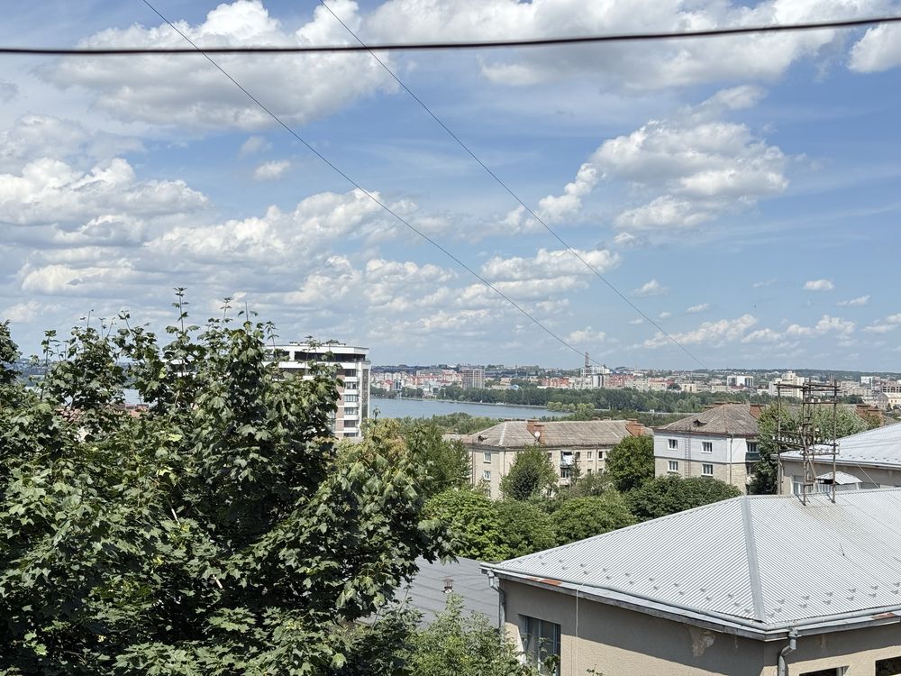 Продаж 2-ох кімнатної квартири на Дружбі