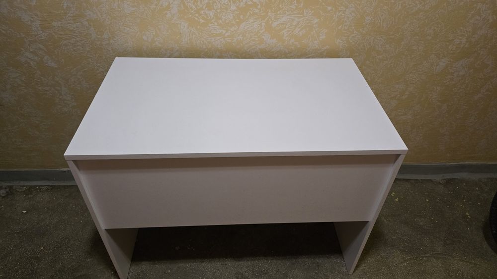 Biurko BRW 100x60 cm w stanie dobrym