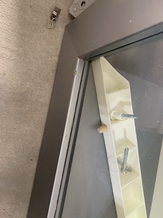 Estante vitrine IKEA