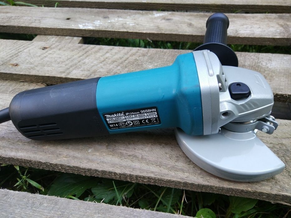 Болгарка Makita 9558HN, 125 мм, 840 Вт, УШМ, турбинка, Гарантия 1 год