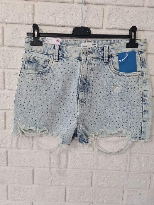 Spodenki jeansowe cyrkonie rozmiar M