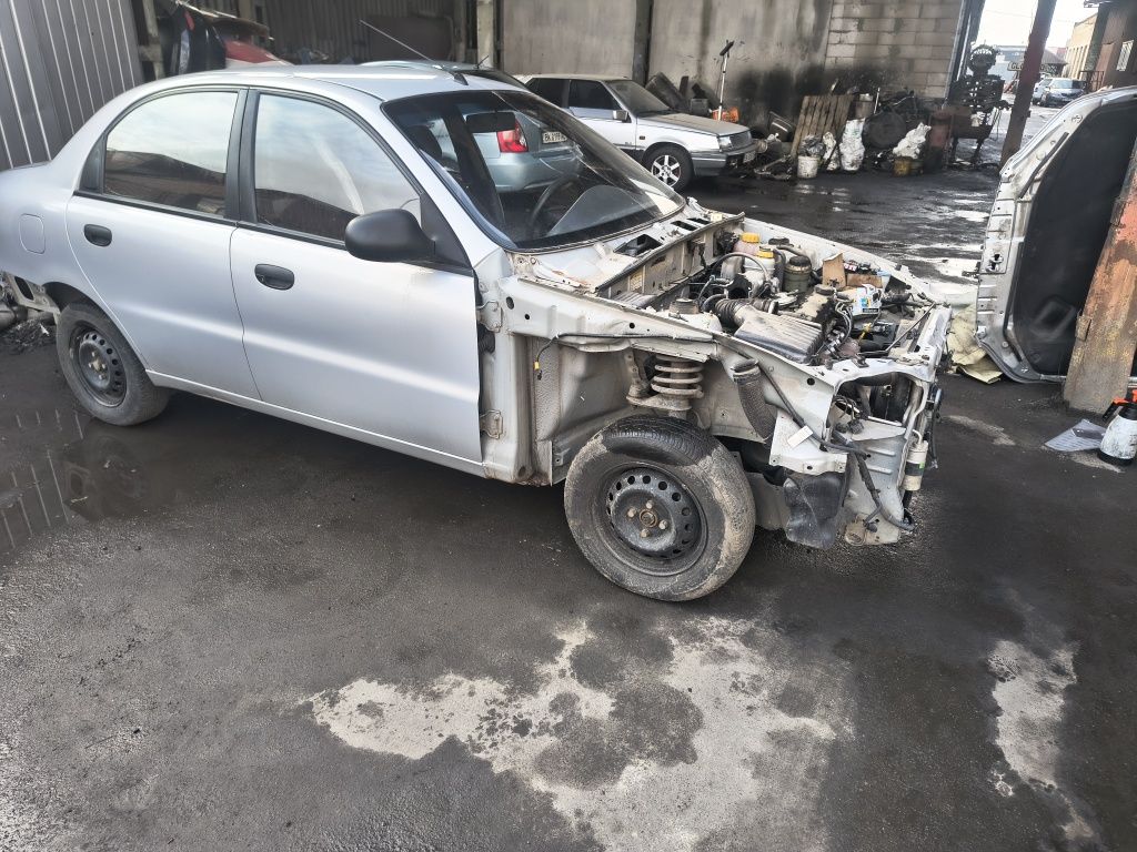 Daewoo lanos 1.5 2011 на запчастини