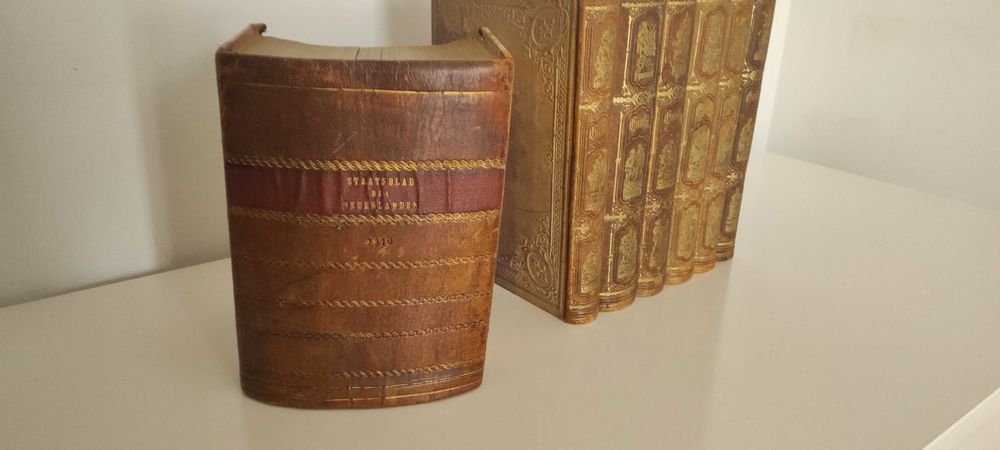 Старинная книга. Свод всех законов королевства Нидерланды 1910 год.