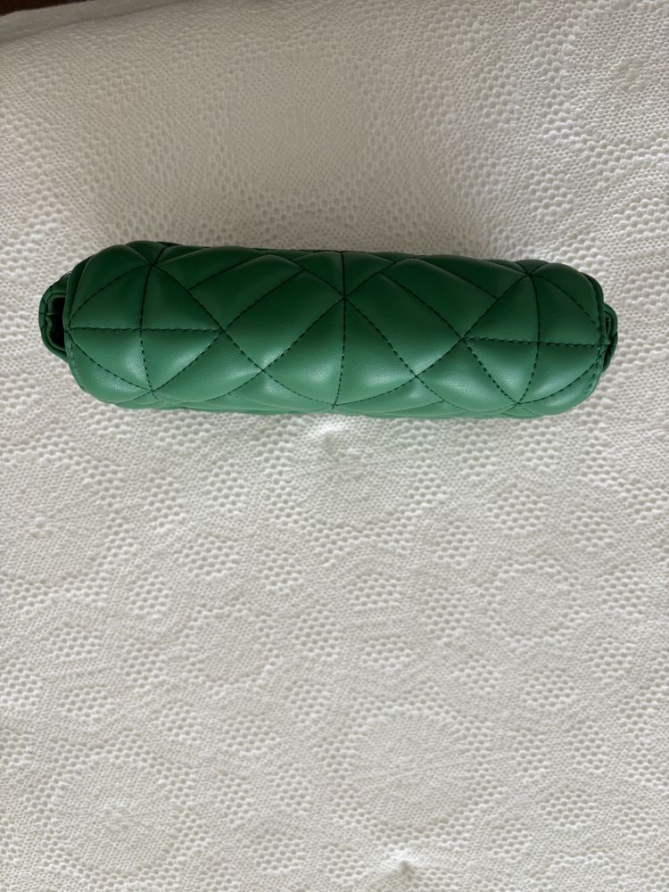 Mala verde da Zara