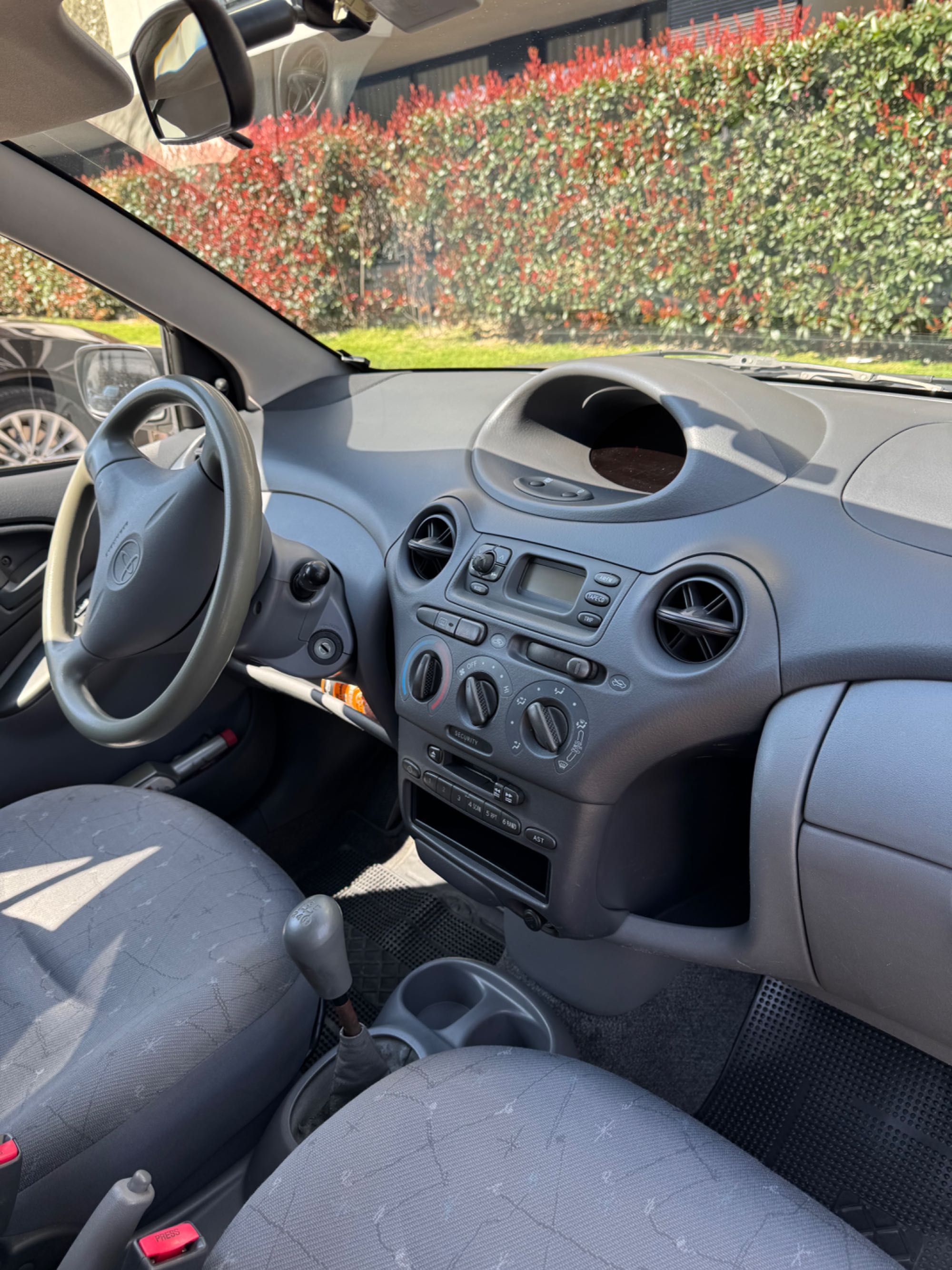 Toyota Yaris Gasolina 1999
