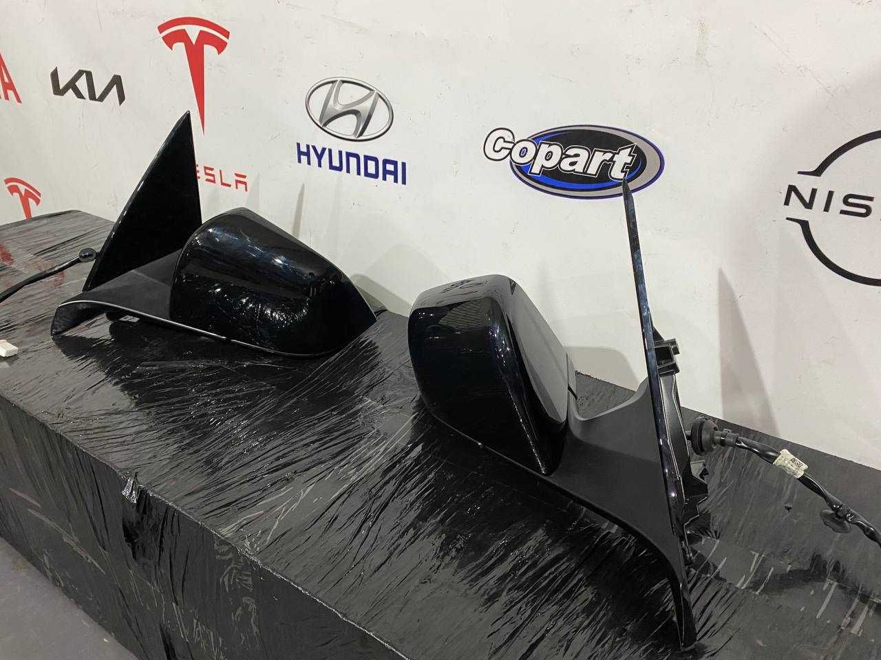 Дзеркало ліве праве Tesla Model Y 1647719-00-B 1647720-00-B
