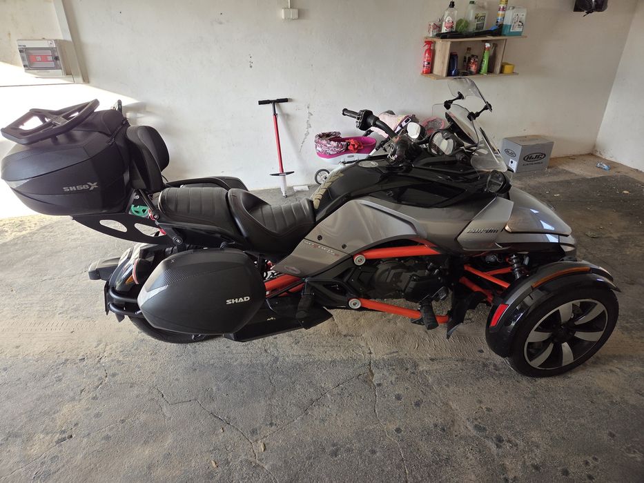 Can am Spyder F3