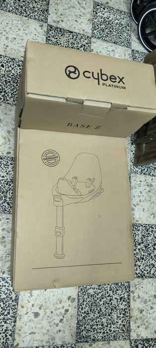 Ovo com base isofix 360 Cybex Cloud Z azul