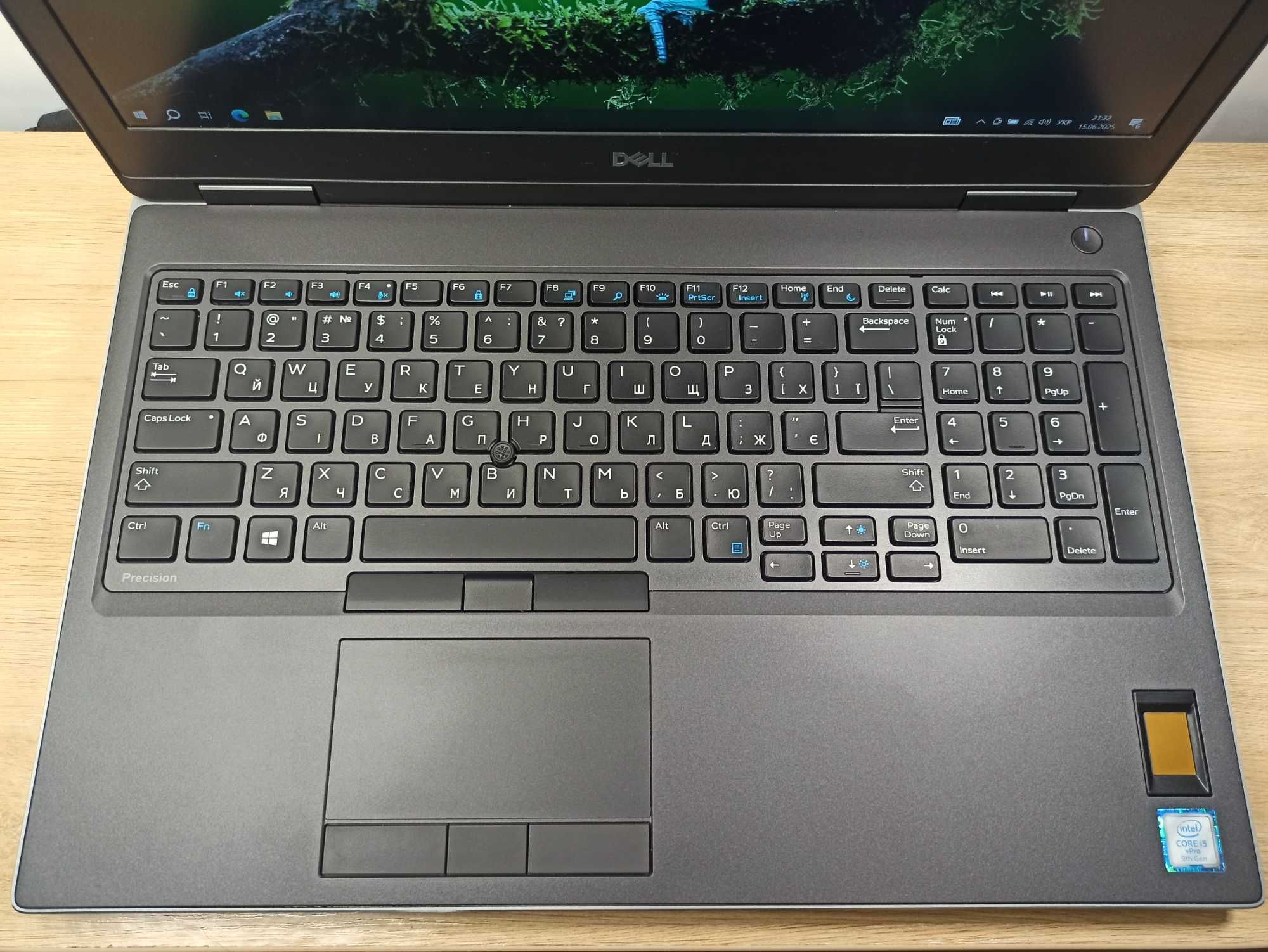 Ігровий нотубук Dell 7540 IPS/i5 4ядра/32gb/nvme 512Gb/T2000 4gb