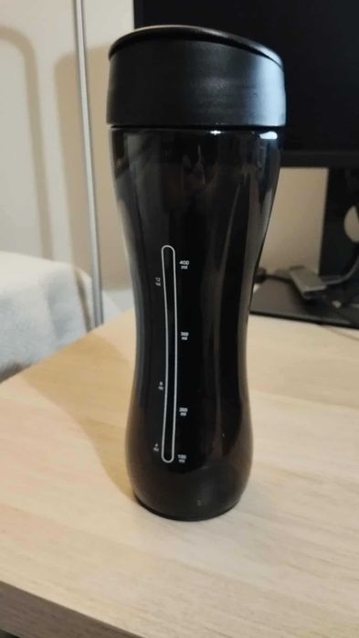 Shaker 500 ml czarny NOWY