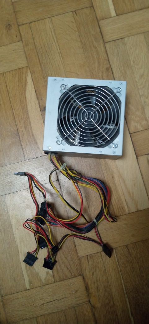 Блок живлення до комп'ютера на 400w