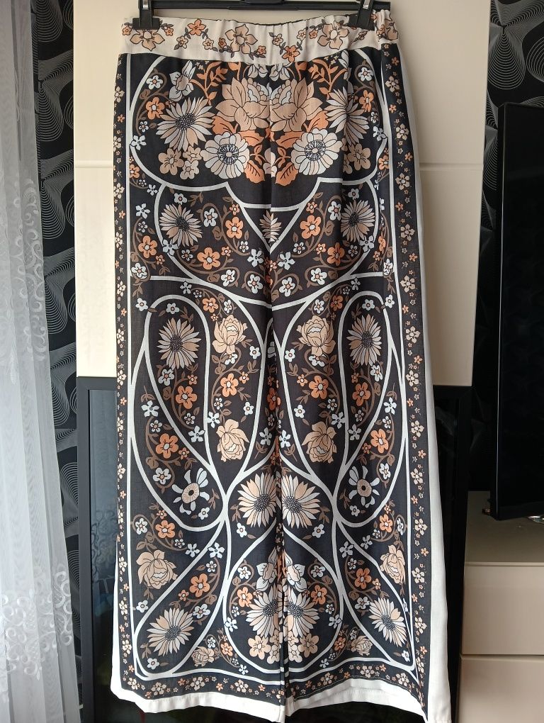 Komplet damski włoski nowy biust 120