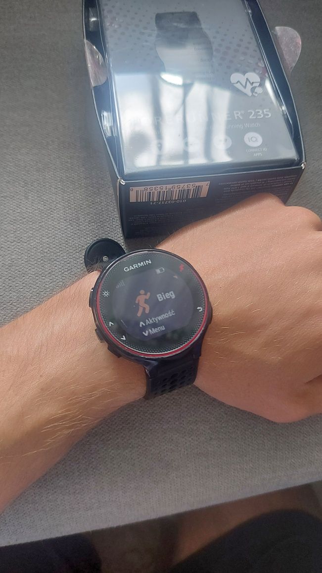 Garmin Forerunner 235