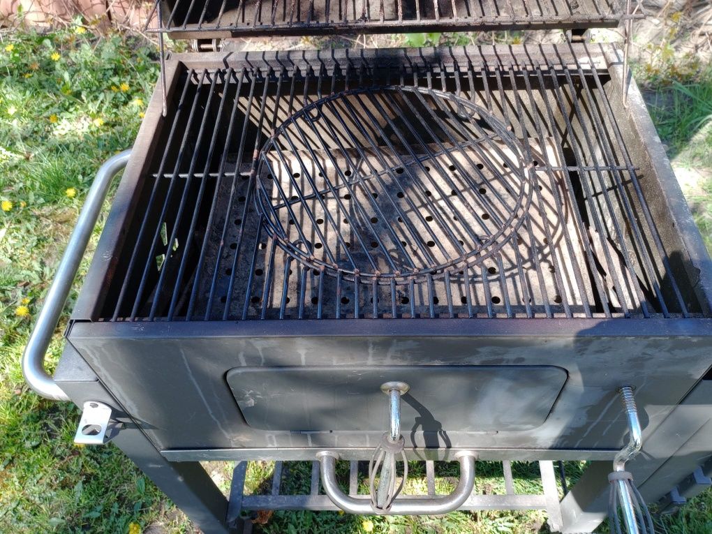 Grill firmy Tepro