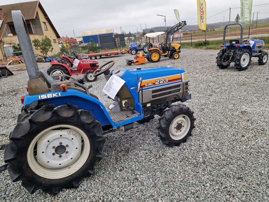 Mini traktorek ogrodniczy,sadowniczy,4x4,japoński,mały traktorek,iseki