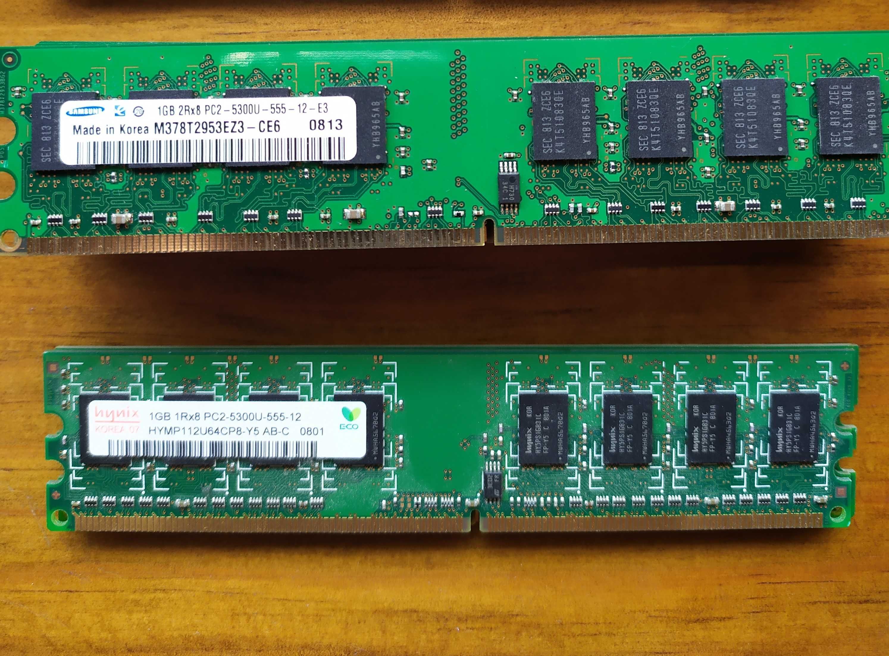 Memórias DDR2 1GB cada