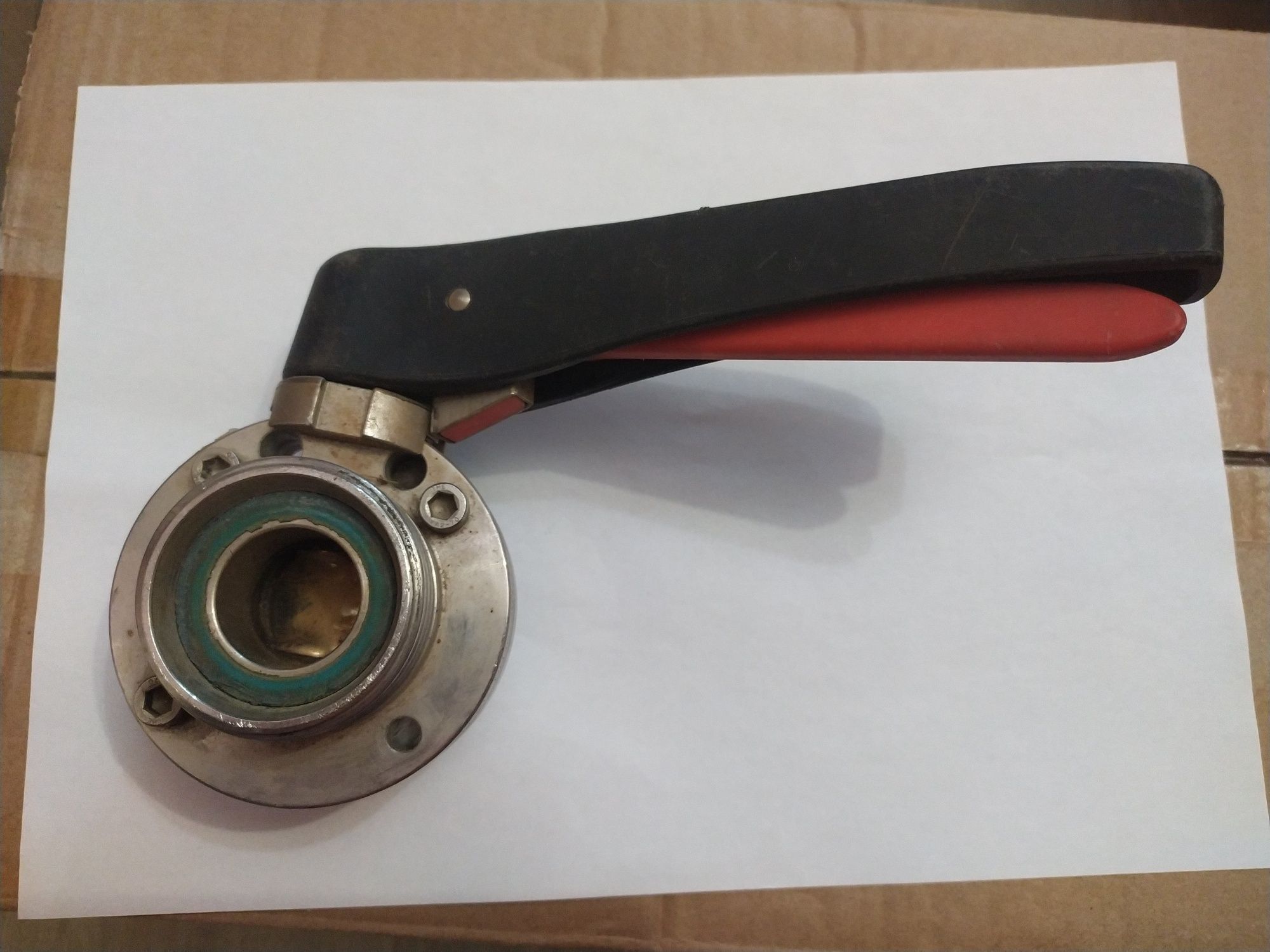 Краны дисковые нержавеющая сталь dn25 и dn32.