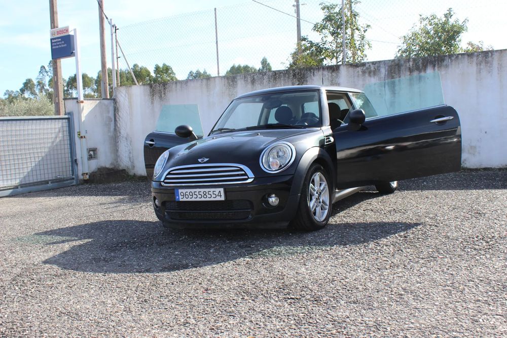 MINI 3 Portas One D
