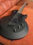 Yamaha AES 520D6-gitara elektryczna barytonowa