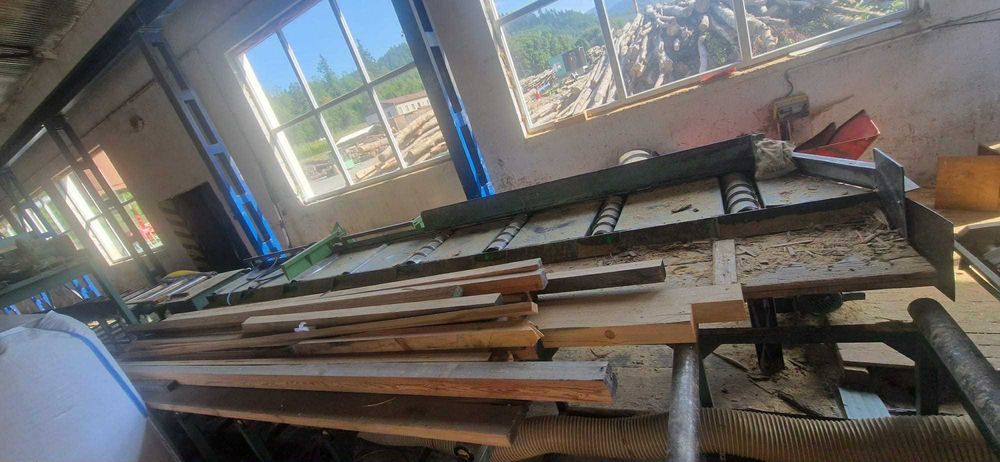 Trak taśmowy z podajnikami - sprawny