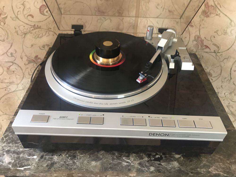 Проигрователь винила Denon dp47 f