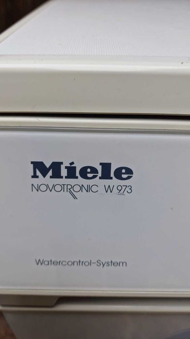 Pralka automatyczna MIELE Novotronic W973