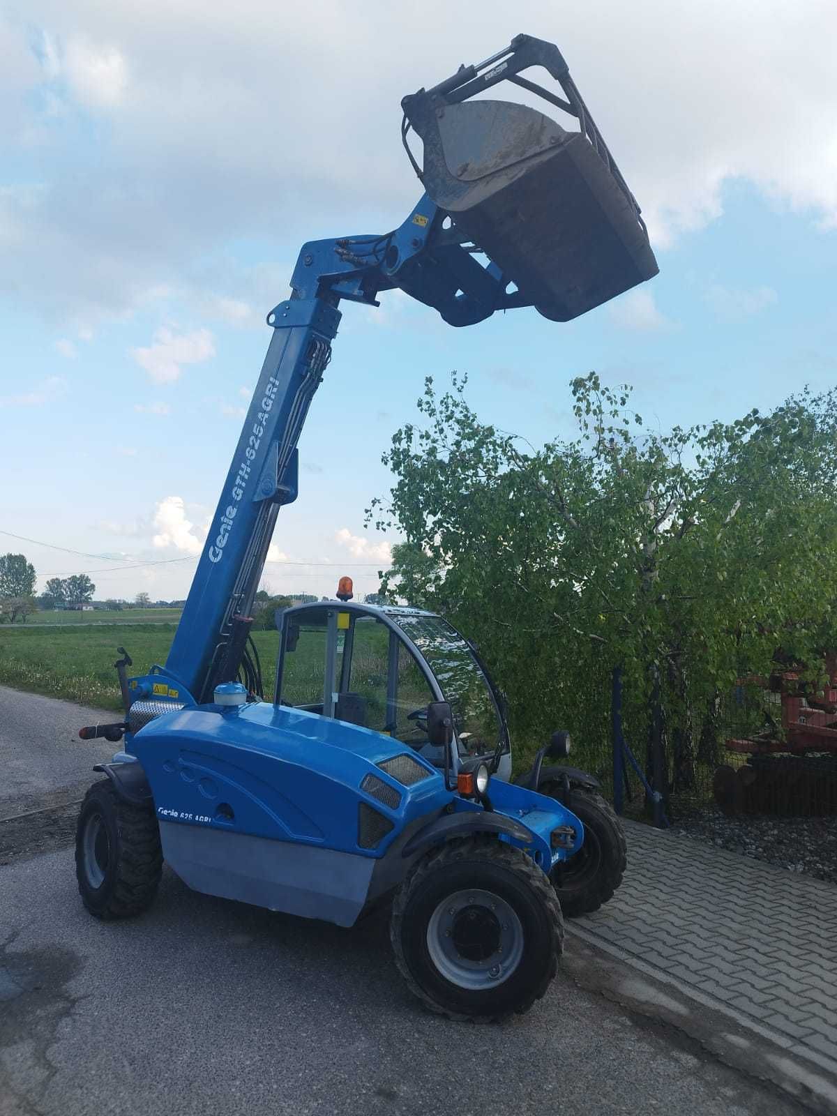 Ladowarka Genie 625 Agri