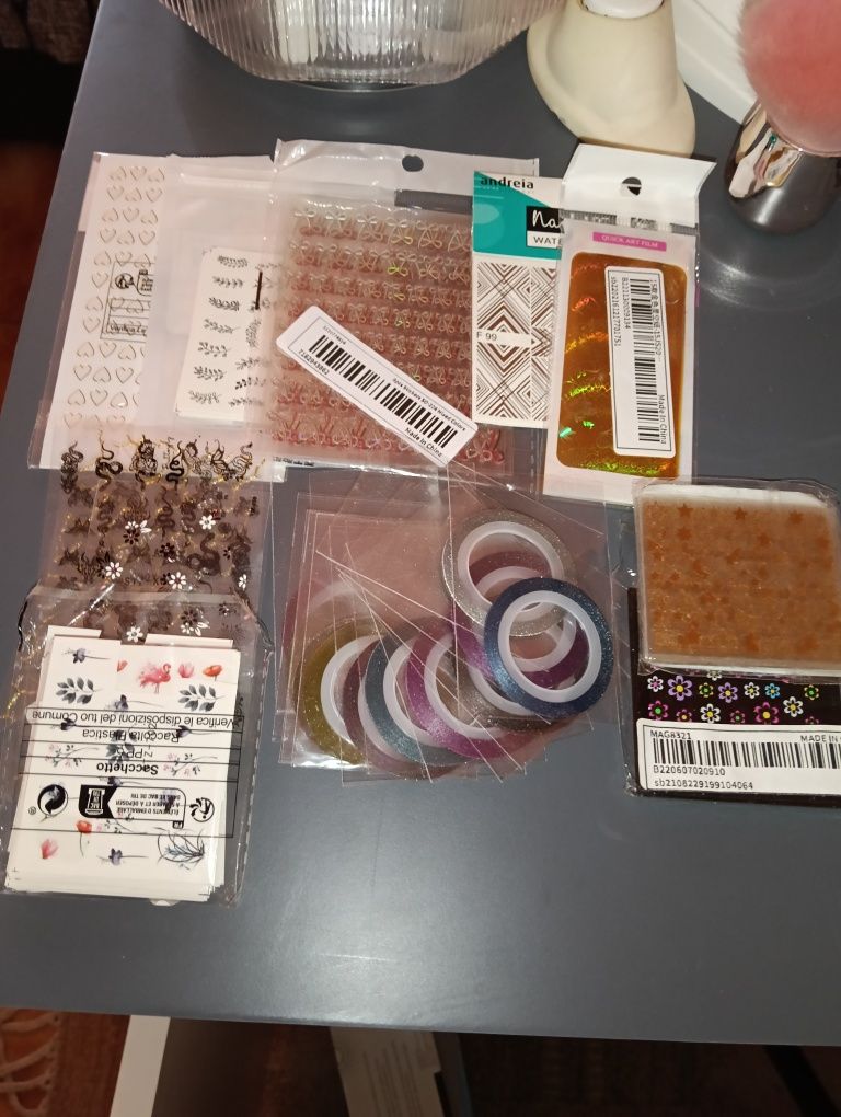 Material de unhas de gel e acessórios