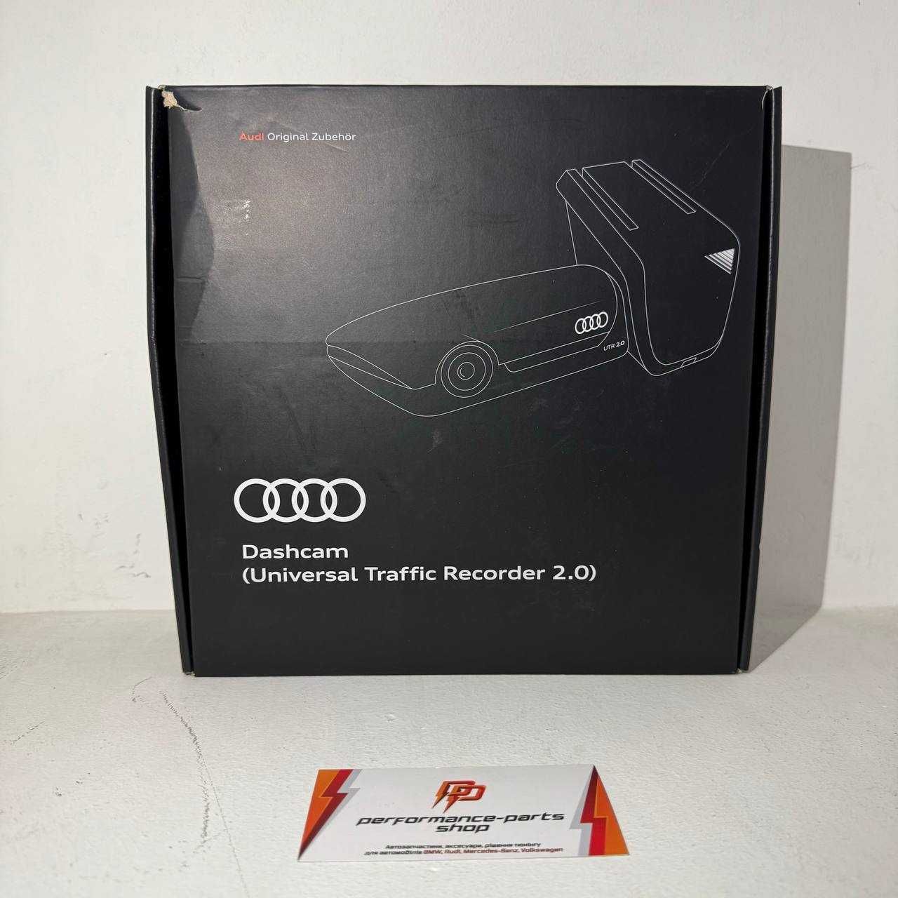 Оригінальний відеореєстратор Audi на дві відеокамери(спереду та ззаду)