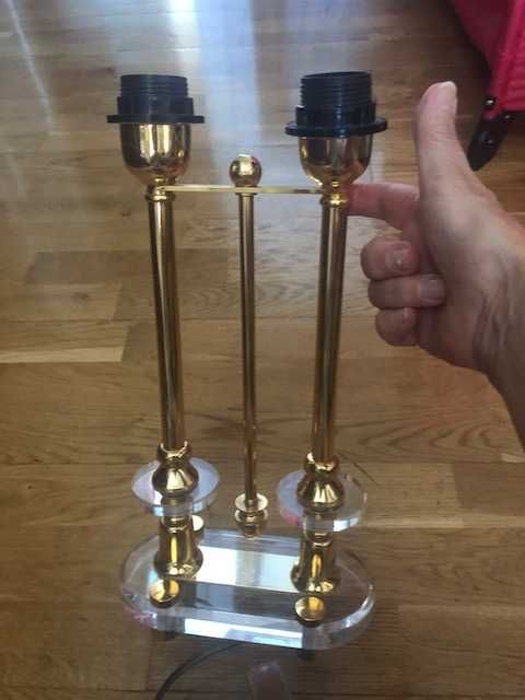 Lindíssimo candeeiro de mesa em cristal e bronze