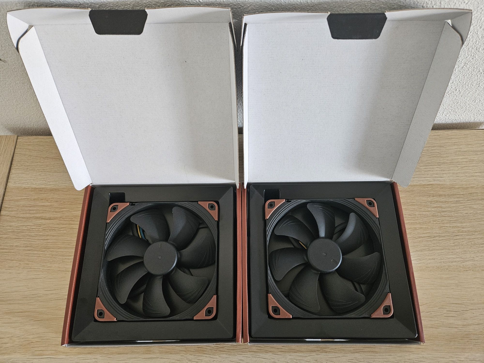 2X - Noctua NF-A14 Industrial PPC 2000 RPM PWM