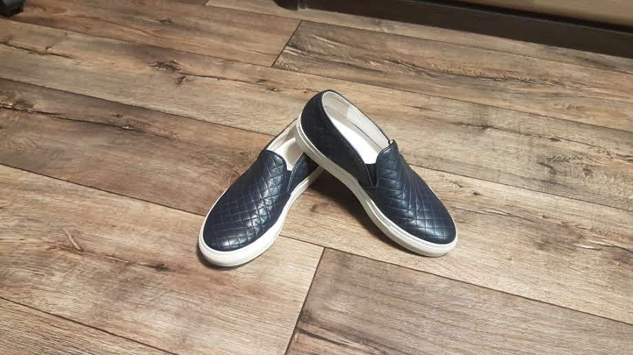 Кроссы, кожа. макасины .р.38