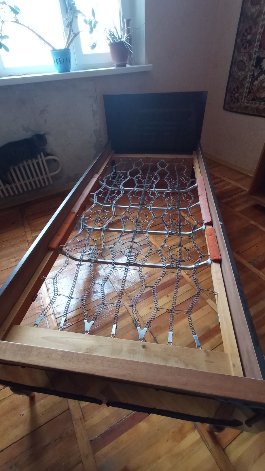Продам кровать, каркас
