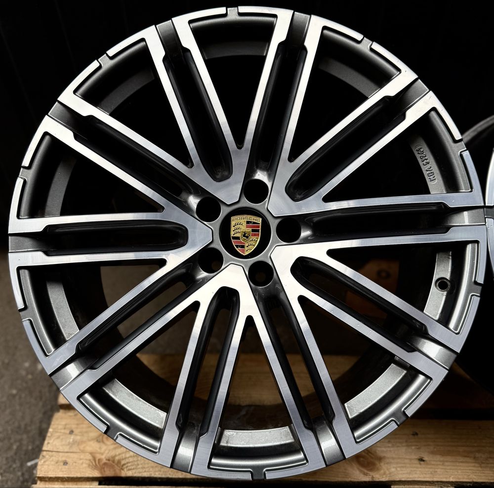 Різноширокі диски R21 5*112 Porsche Macan