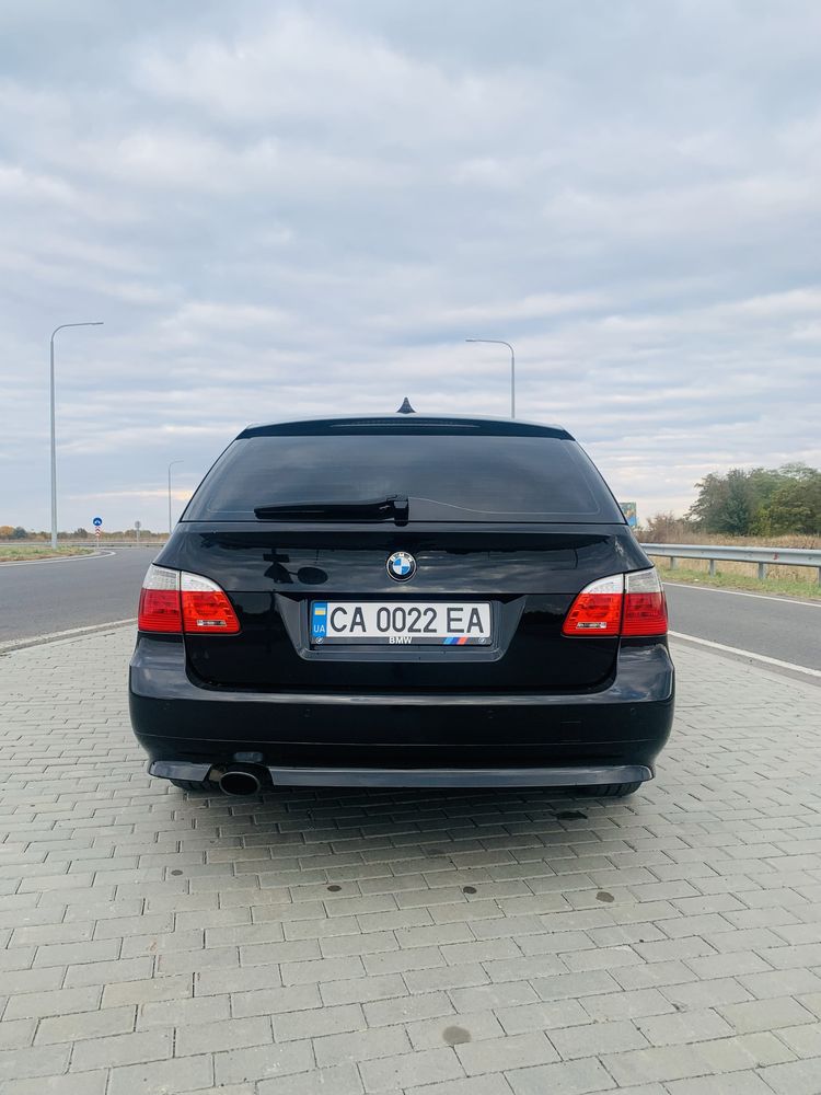 Продаж BMW e61 520i