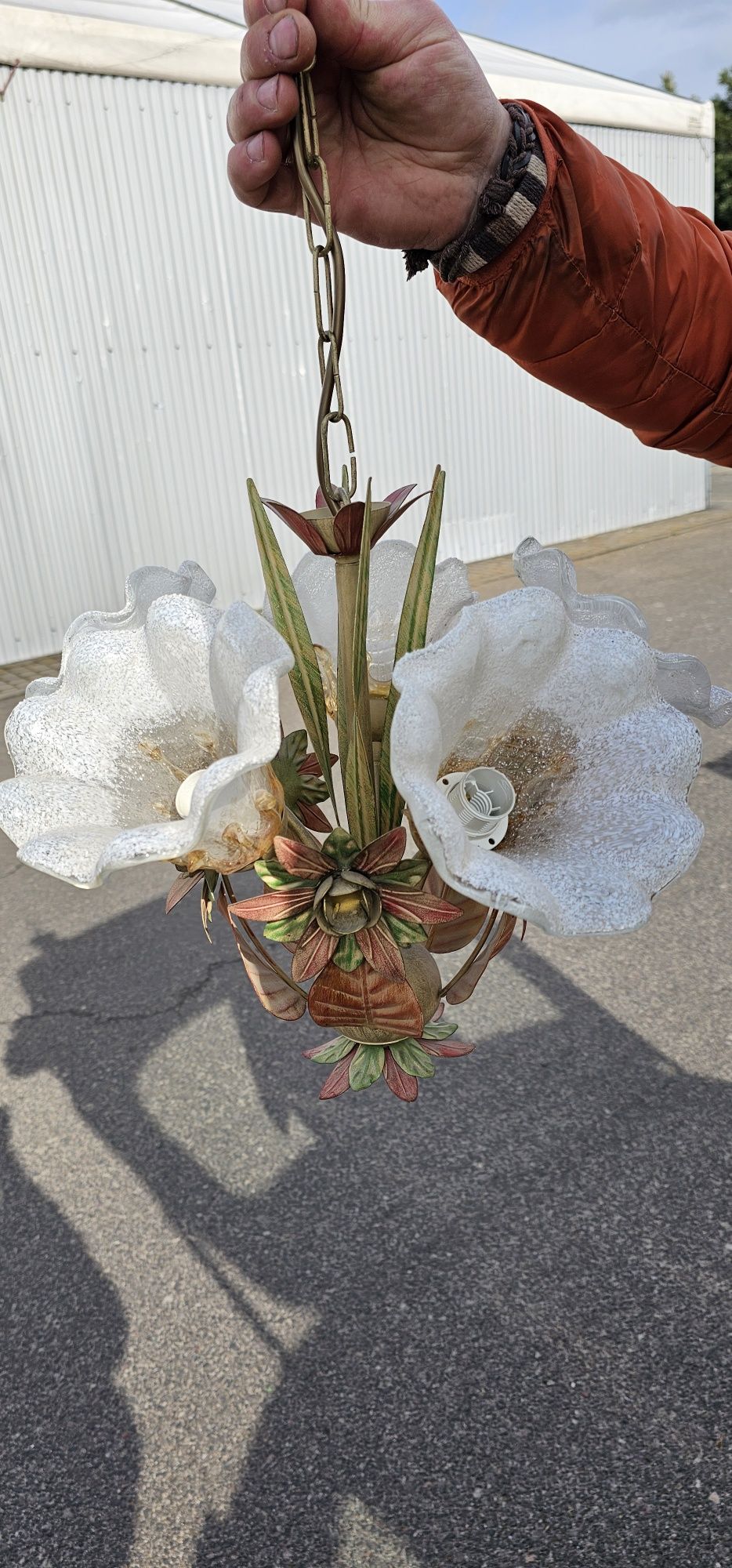 Piękny vintage zyrandol kwiaty szklo metal
